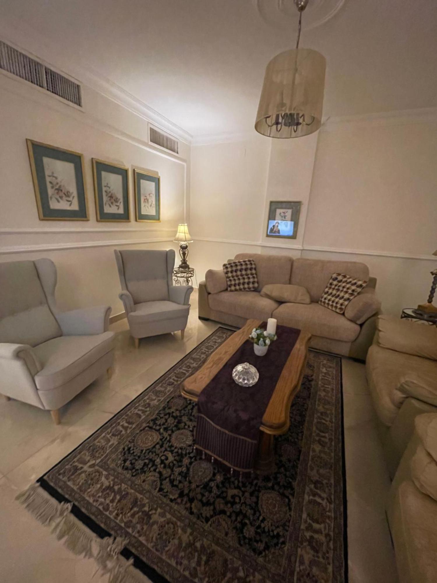 A Luxury 2 Bedroom With A Perfect Location In Sweifiyeh Amman Buitenkant foto